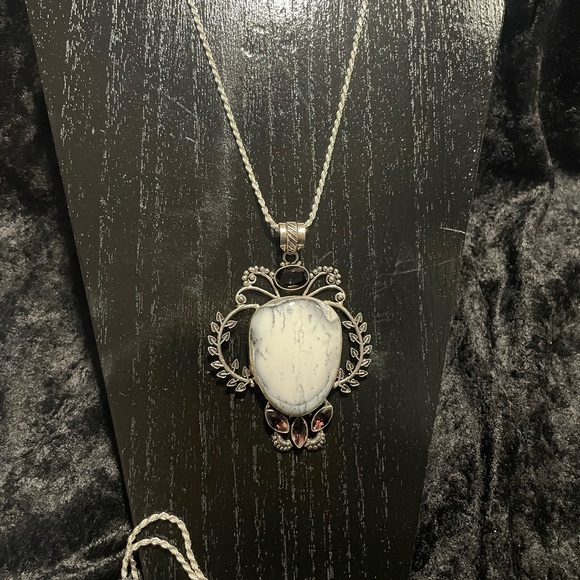 Elegant Dendrite and Amethyst Pendant Necklace in Sterling Silver w/ 18” chain.